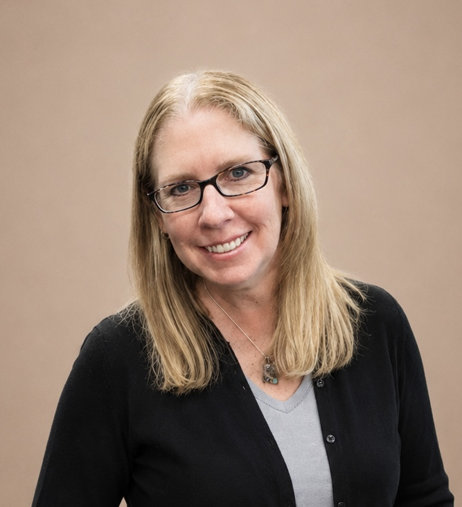 Dr. Reni Moon